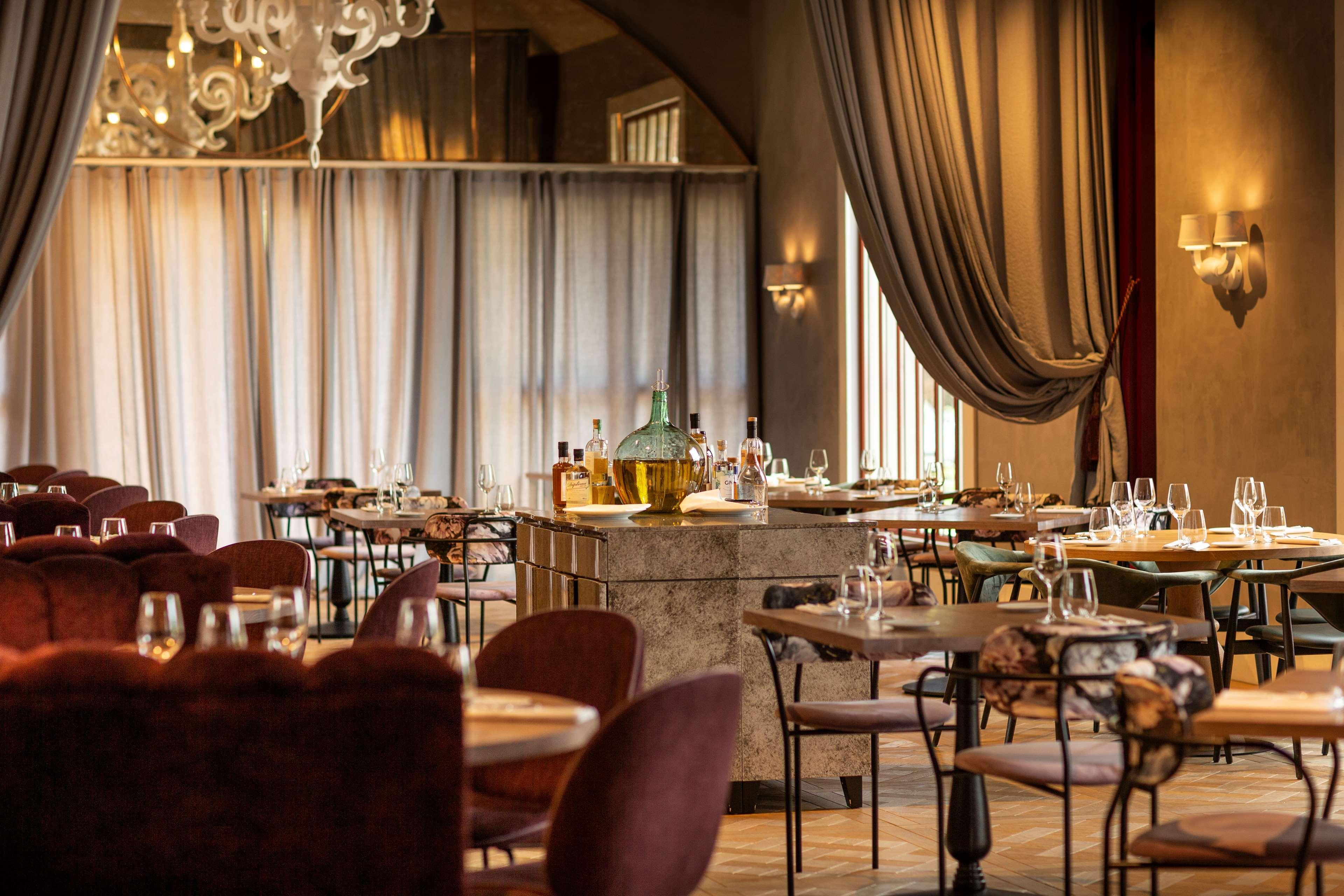 Hyatt Regency Chantilly Vineuil-Saint-Firmin Exterior foto
